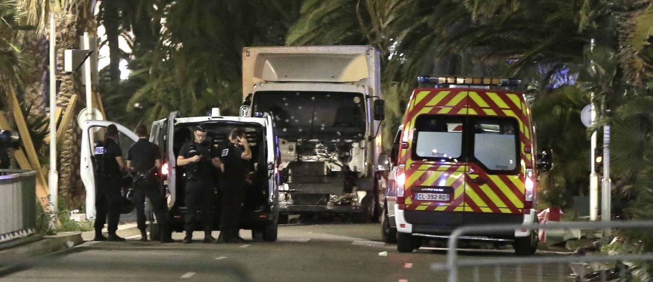 Atak terrorystyczny w Nicei: "Perfekcyjna broń kosząca"