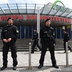 Atak w Monachium: Szef MSW apeluje o rozwagę. Jest przeciwny zaostrzaniu prawa