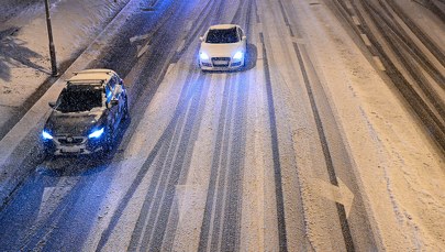 Atak zimy: Zamiecie śnieżne, ostrzeżenia przed paraliżem komunikacyjnym