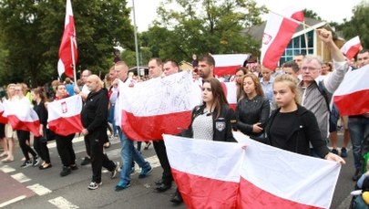 Ataki na Polaków w Wielkiej Brytanii. Na Wyspy leci dwóch polskich policjantów