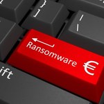 Ataki ransomware coraz bardziej wyrafinowane. Jak z nimi walczyć i czy płacić okup?