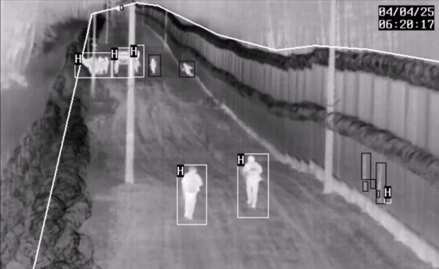 "Ataków jest coraz więcej". Minister o sytuacji na granicy