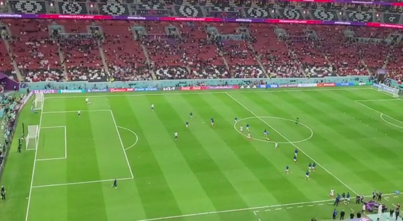 Atmosfera na stadionie przed meczem Francja - Maroko