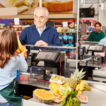 Auchan podwyższa pensje pracownikom. Od maja wzrosną premie indywidualne