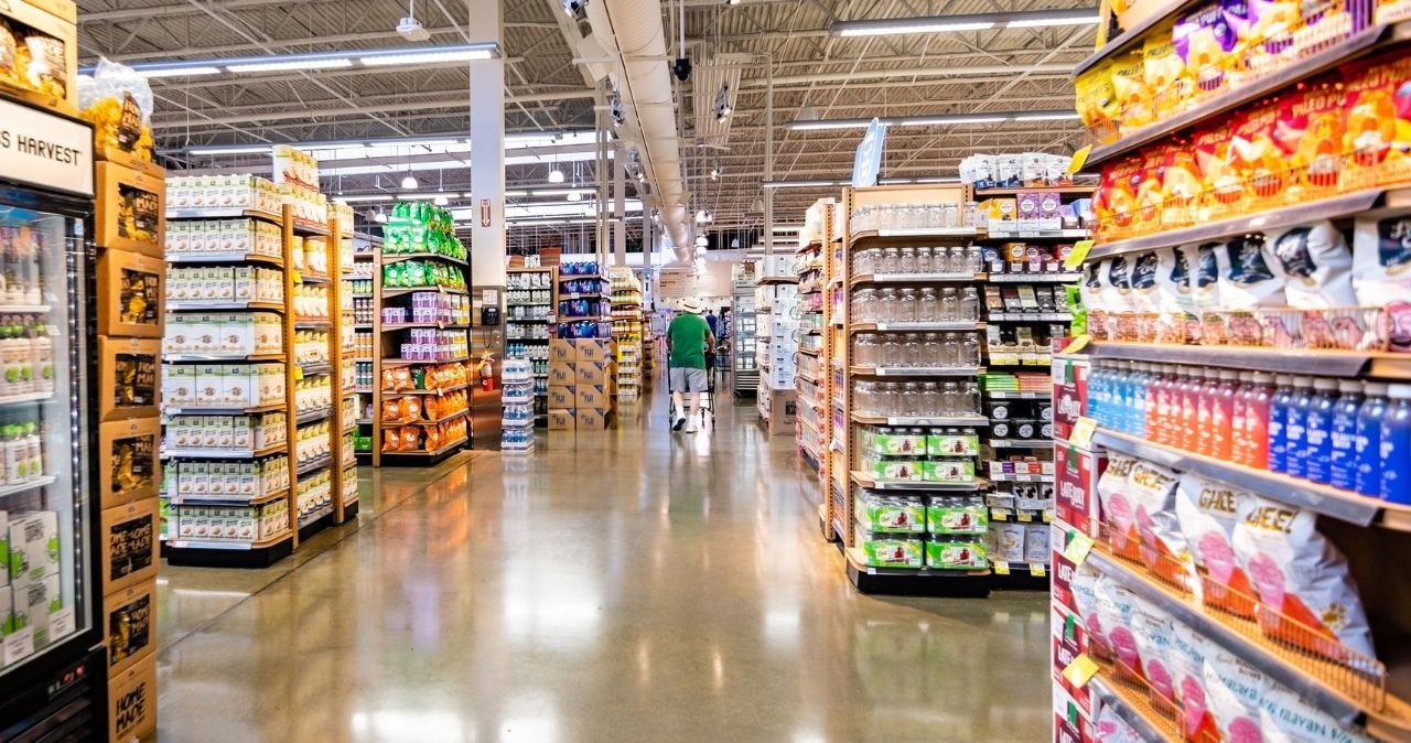 Auchan wycofuje niektóre produkty! /adobestock /INTERIA.PL