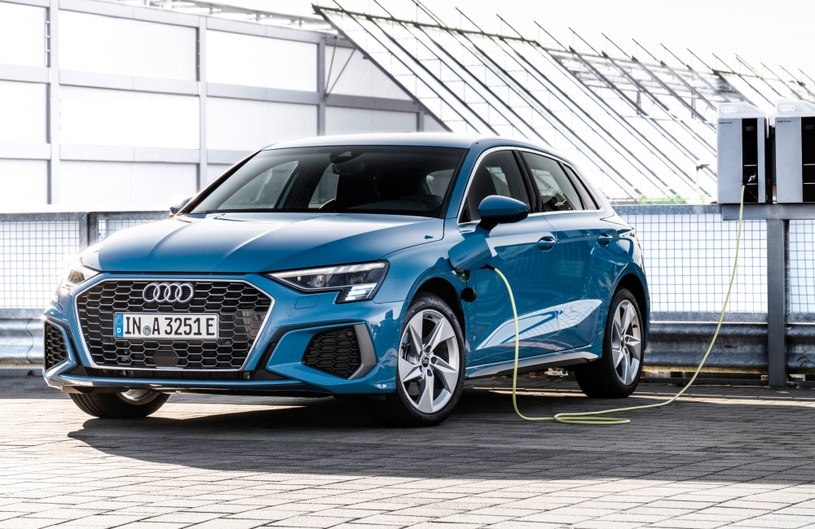 Audi A3 e-tron prawdopodobnie zostanie zaprezentowane w 2026 roku. Obecnie zwolennicy elektromobilności muszą zadowolić się hybrydowym A3 TFSI e /materiały prasowe