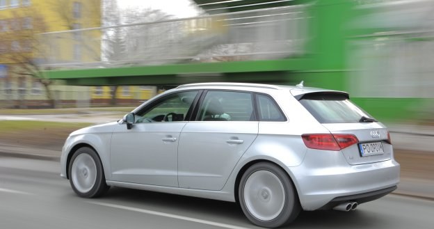 Audi A3 Sportback mierzy 431 cm długości i ma prostą, ale zgrabną sylwetkę. /Motor