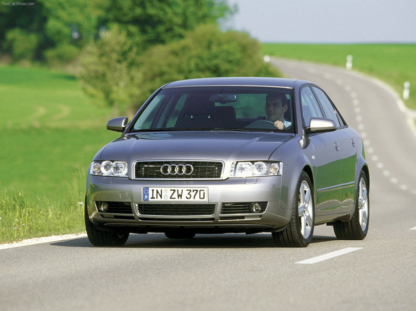 Audi A4 rocznik 2003 /Informacja prasowa