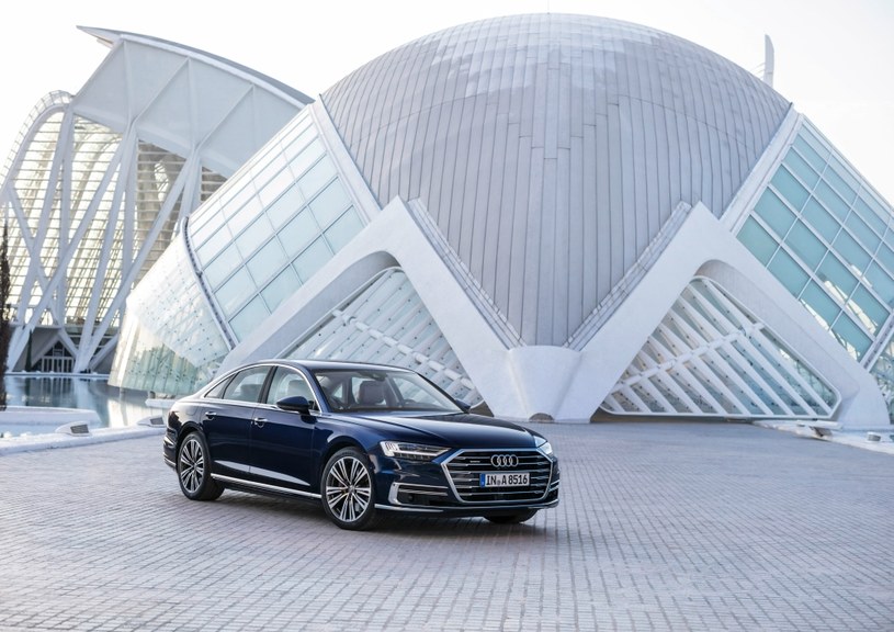 Audi A8 to najbardziej zaawansowany model niemieckiej firmy /Informacja prasowa