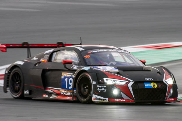 Audi Club Team WRT wygrał tegoroczny 24-godzinny wyścig w Dubaju /Informacja prasowa