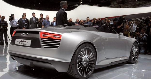 Audi E-tron spyder /AFP