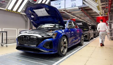 Audi pod presją oszczędności. W tle zwolnienia i spór z załogą