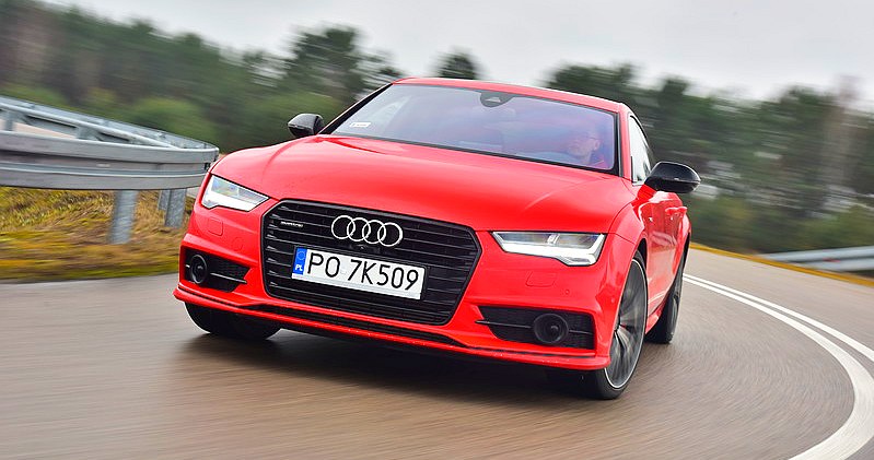 Audi prowadzi się rewelacyjnie – jakby ważyło co najmniej o 1/3 mniej niż w rzeczywistości. /Motor