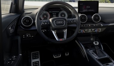 Audi Q2 po zmianach. Ma cyfrowe zegary w standardzie, ale straciło pokrętło