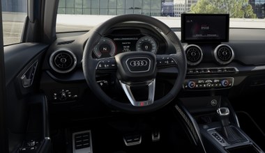 Audi Q2 po zmianach. Ma cyfrowe zegary w standardzie, ale straciło pokrętło