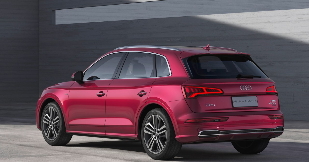 Audi Q5L /Informacja prasowa