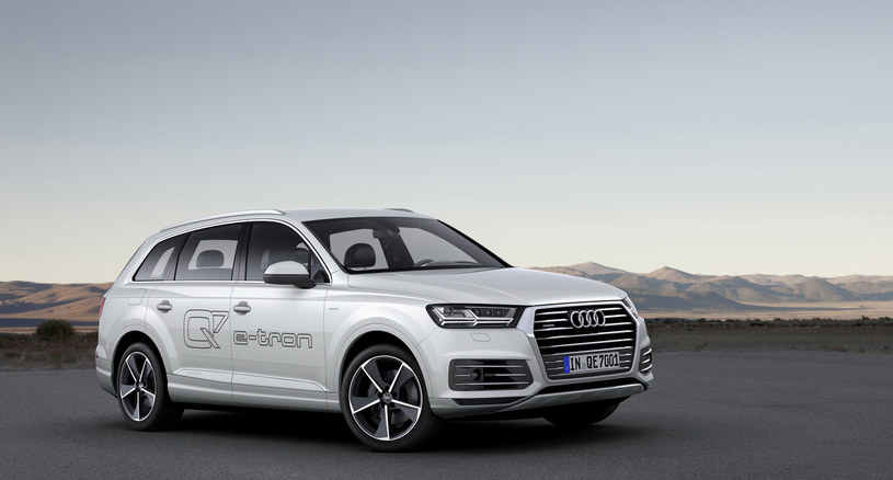 Audi Q7 e-tron quattro /Audi