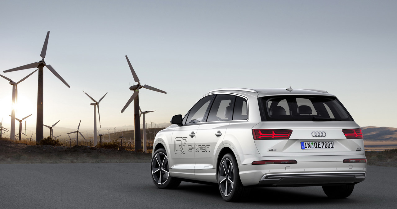 Audi Q7 e-tron quattro /Audi