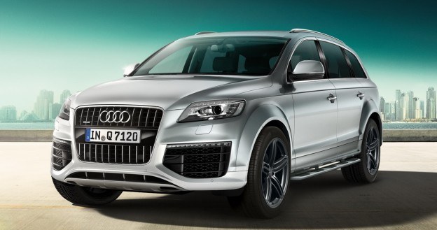 Audi Q7 S Line Sport /Audi