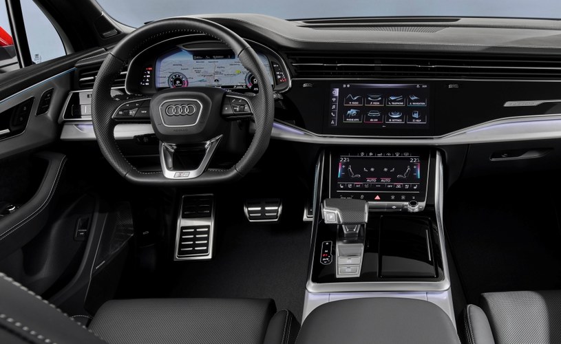 Audi Q7 /Audi