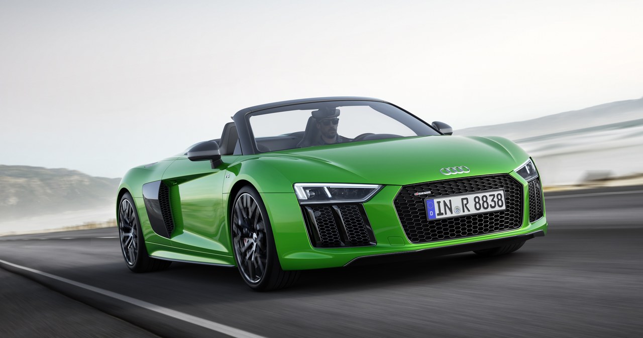 Audi R8 Spyder V10 plus /Audi