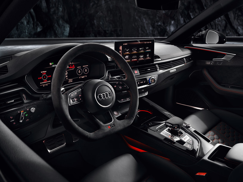 Audi RS4 Avant /Audi