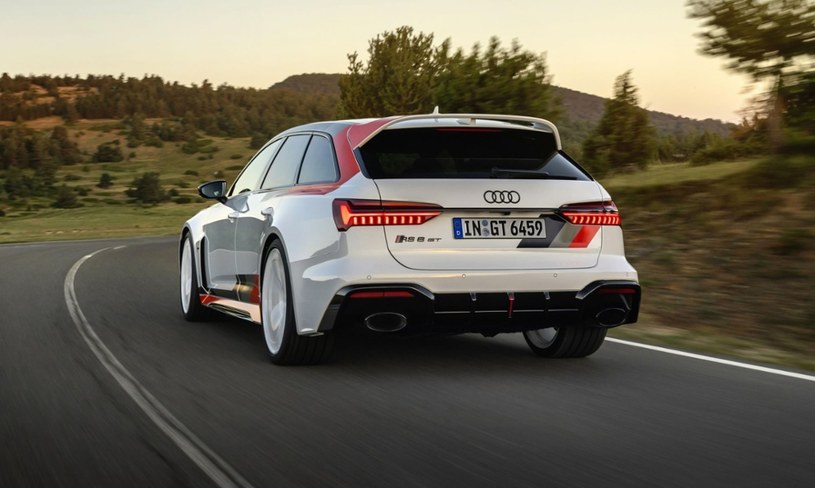 Audi RS6 Avant GT posiada zaprojektowane specjalnie dla niego 22-calowe felgi. /materiały prasowe