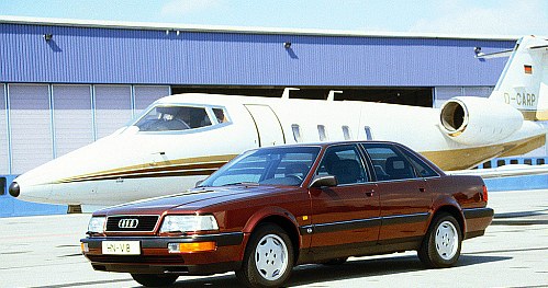 Audi V8 ma już 28 lat. Nie był to sukces komercyjny. Oferowano silniki 3.6 i 4.2. Napęd quattro. /Motor