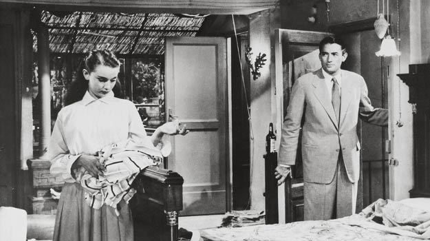Audrey Hepburn i Gregory Peck w mieszkaniu przy via Margutta 51 /East News