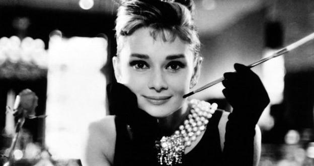 Audrey Hepburn w filmie "Śniadanie u Tiffany'ego" /East News