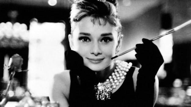 Audrey Hepburn w "Śniadaniu u Tiffanyego" /East News