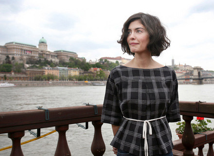 Audrey Tautou zawodzi jako Coco Chanel według krytyka "Le Monde" /AFP