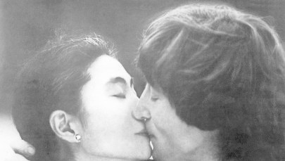 Aukcja nieznanych fotografii Johna Lennona