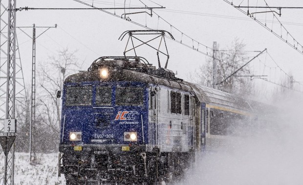 Aura paraliżuje kolej. Ponad 40 pociągów ma opóźnienia