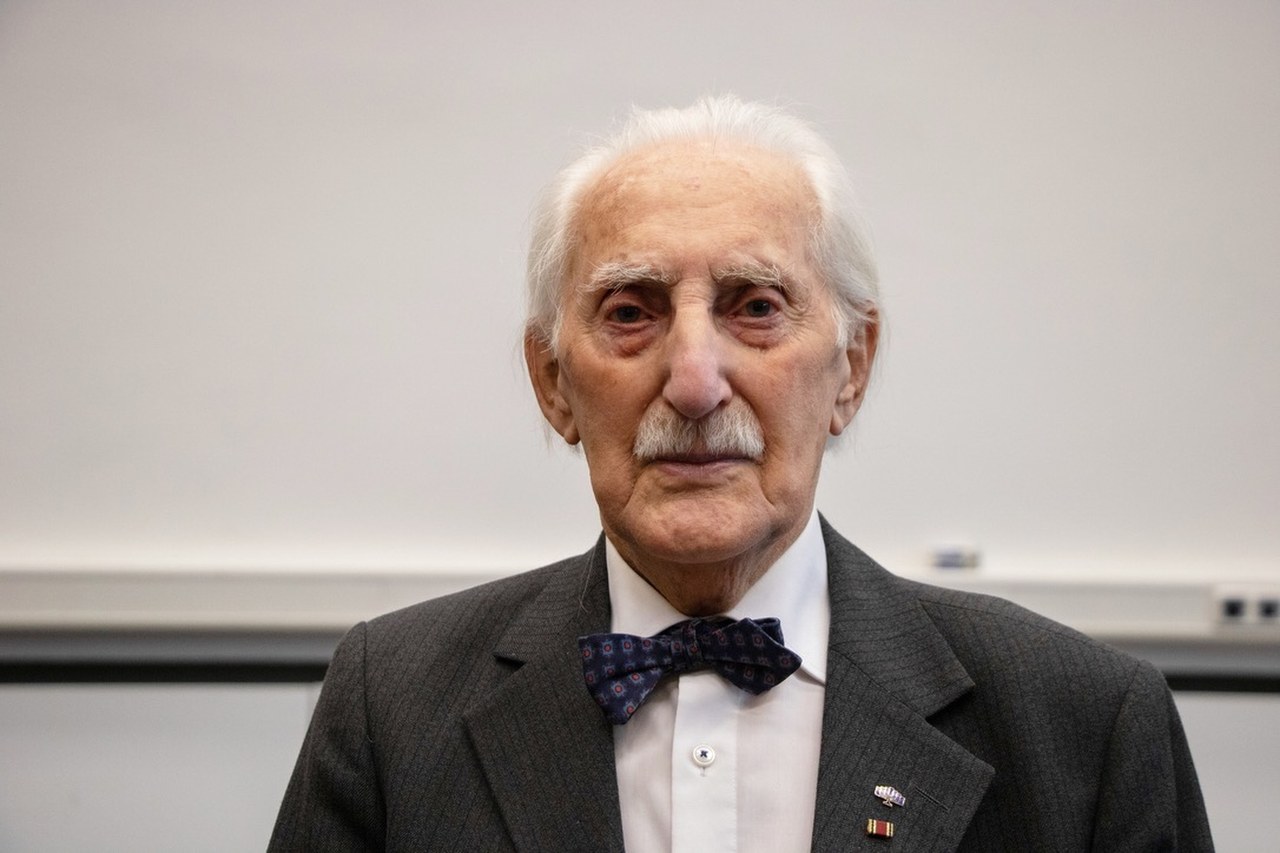 Auschwitz to trzy czynniki: samotność, oddzielenie i żal