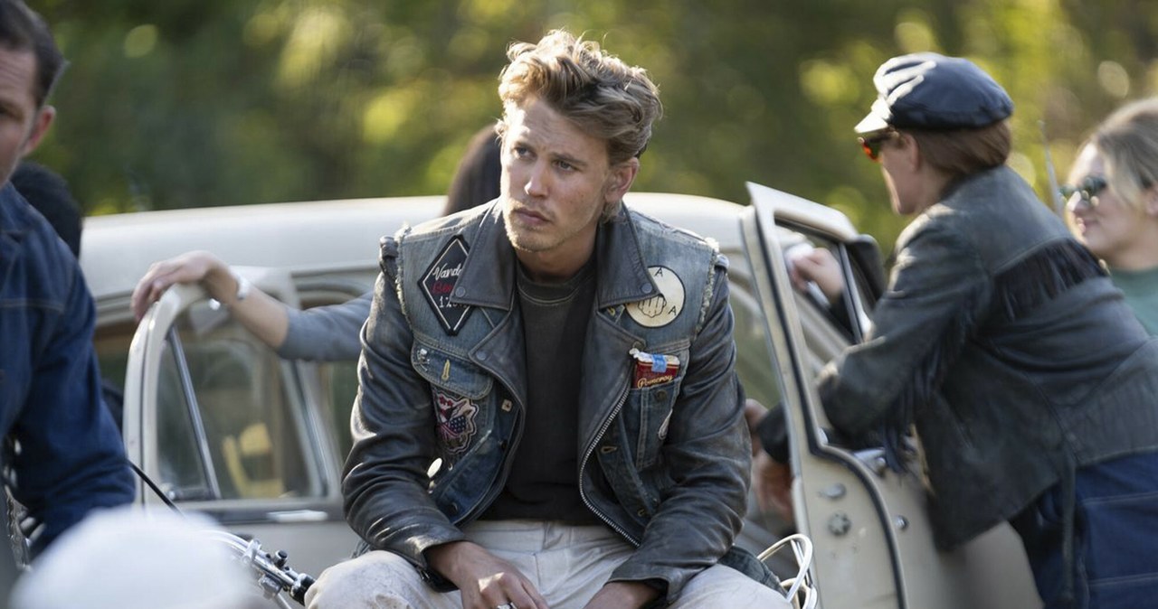 Austin Butler w filmie "Motocykliści" /Bryan Schutmaat/Associated Press/East News /East News