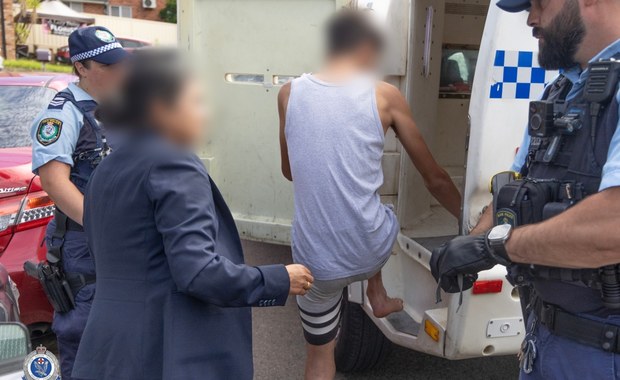 Australia: Aresztowano nastoletnich zwolenników "brutalnego ekstremizmu" religijnego