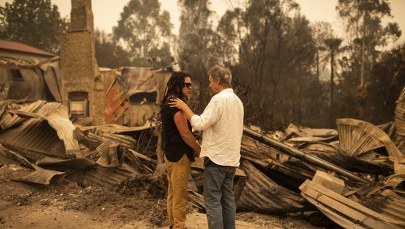 Australia: Ewakuacja tysięcy osób uwięzionych na plaży. "Pożary będą trwały wiele miesięcy"
