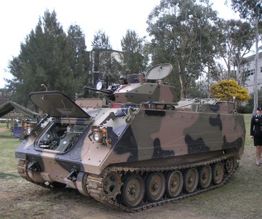 Australia wysyła kolejną broń Ukrainie. Tym razem to transporty opancerzone M113AS