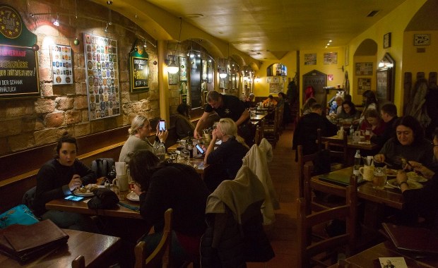 Austria: Niezaszczepieni też będą mogli świętować Boże Narodzenie w grupach