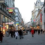 Austriacy żądają otwarcia sklepów w niedzielę