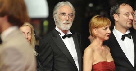 Austriak Michael Haneke jest jednym z najpoważniejszych kandydatów do tegorocznej Złotej Palmy /AFP