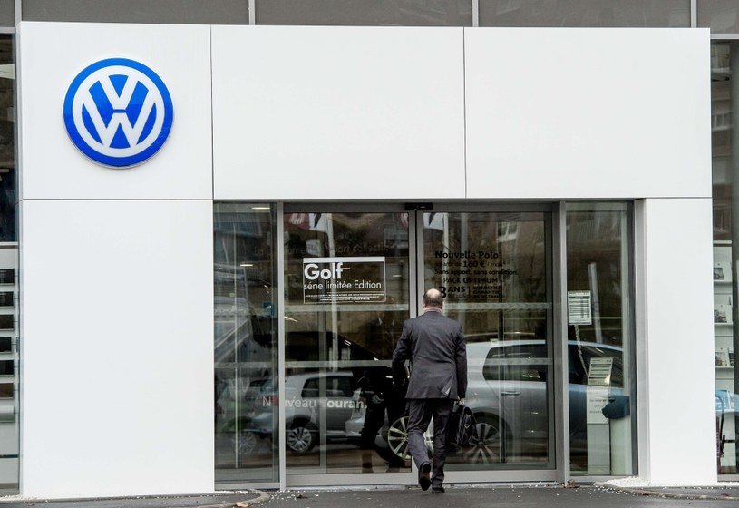 Auta Volkswagena sprzedają się coraz lepiej /AFP