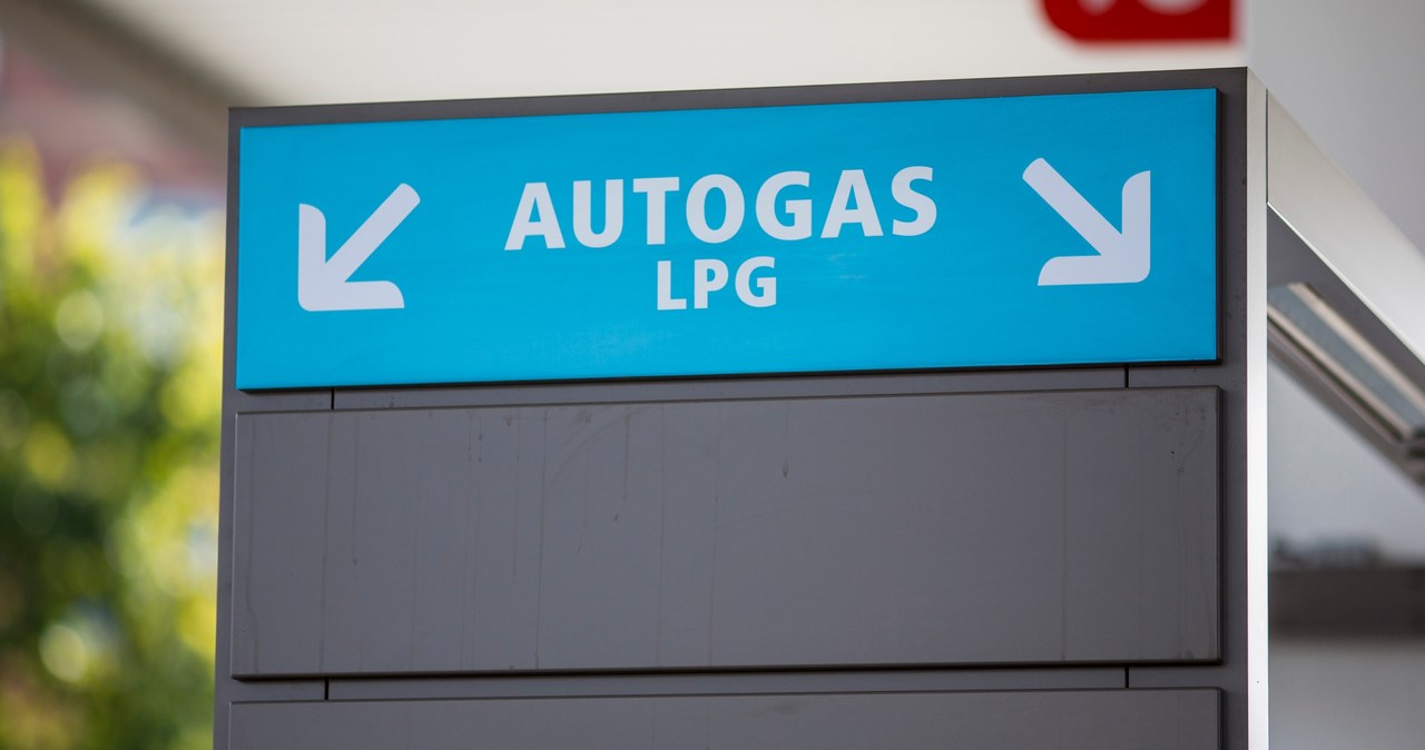 Auta z LPG wjadą do SCT bez przeszkód? /Getty Images