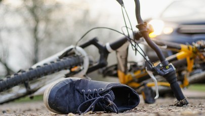 Autem wjechała w grupę rowerzystów. Czterolatka trafiła do szpitala