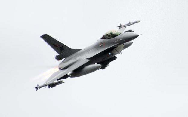 Auto GCAS ma zostać wprowadzony do floty F-16 już za dwa lata /AFP