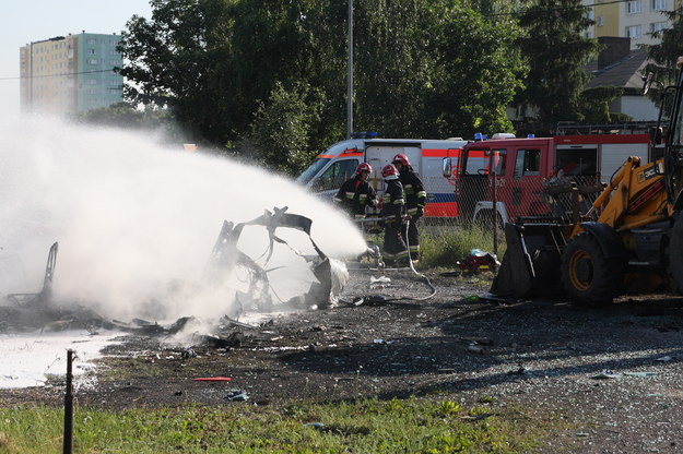 Auto stanęło w płomieniach i wybuchło /Marcin Kwaśniewski, Gorąca Linia RMF FM /RMF FM
