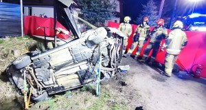 Auto uderzyło w betonowy przepust. Tragedia w Białce Tatrzańskiej