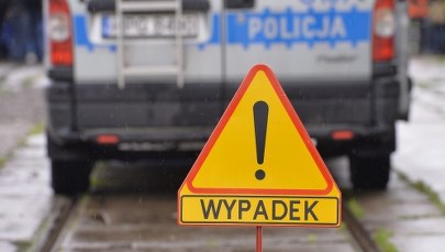 Auto wjechało w kondukt pogrzebowy, 8 osób rannych