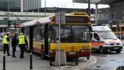 Autobus wjechał w pieszych. Są ranni